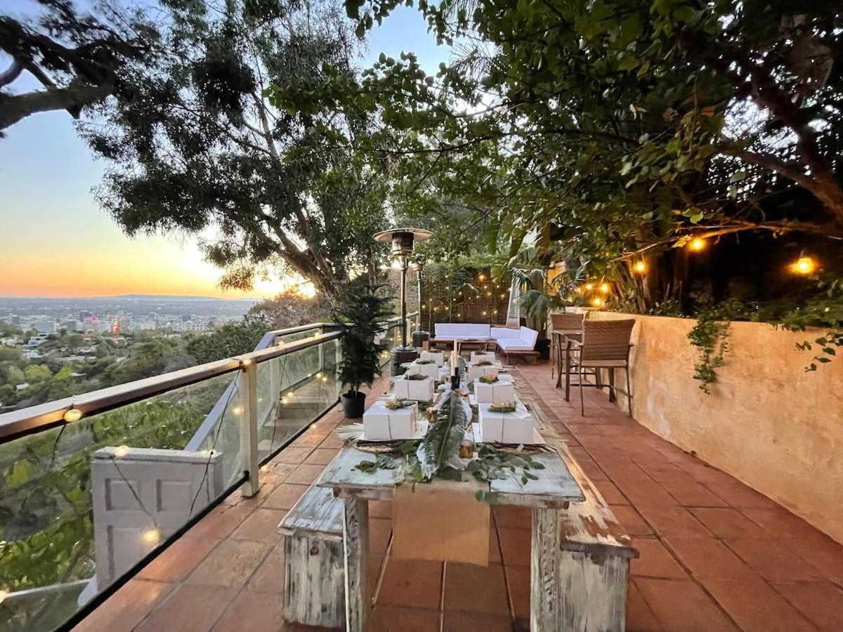 ホテルHollywood Hills 1940S Mansion ロサンゼルス エクステリア 写真